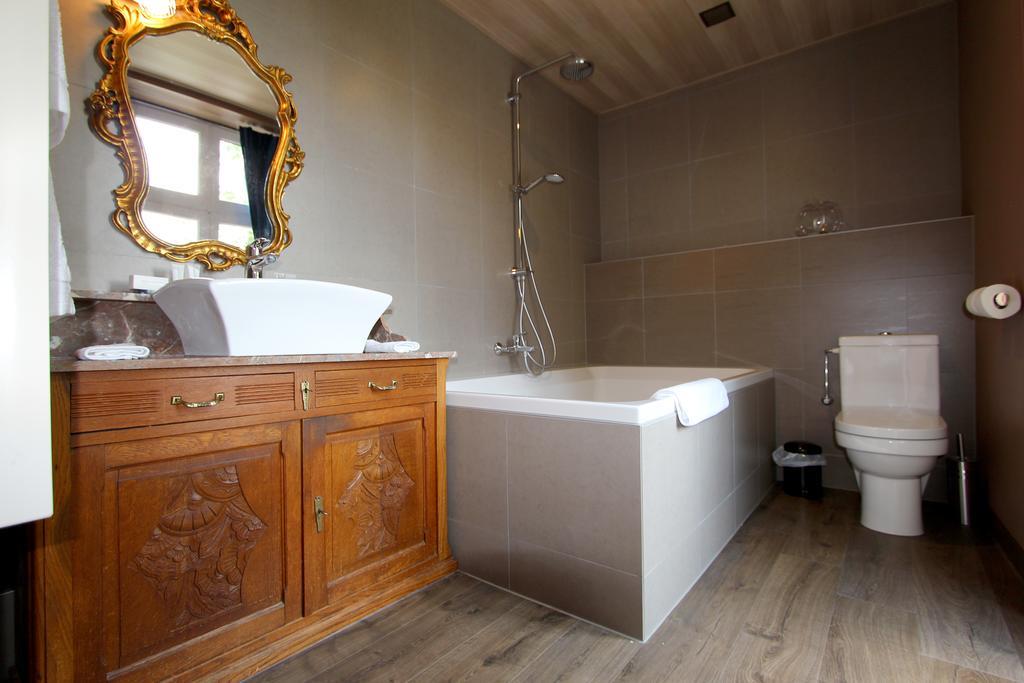 Chateau De L Aviette - Rancennes Givet Værelse billede